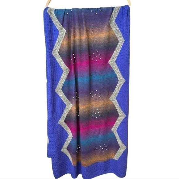 SCARF, no label or material tags, cozy mid weight fabric, over 6 feet long - Picture 2 of 9